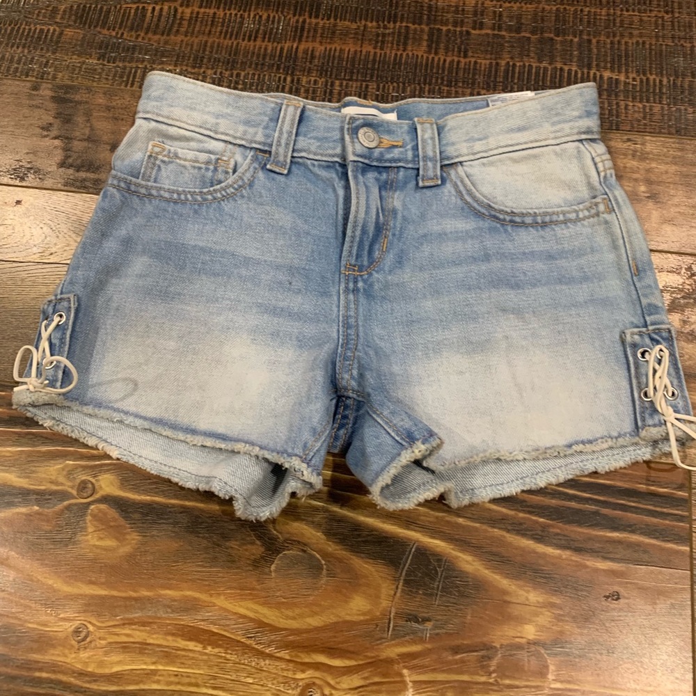 Girl shorts
